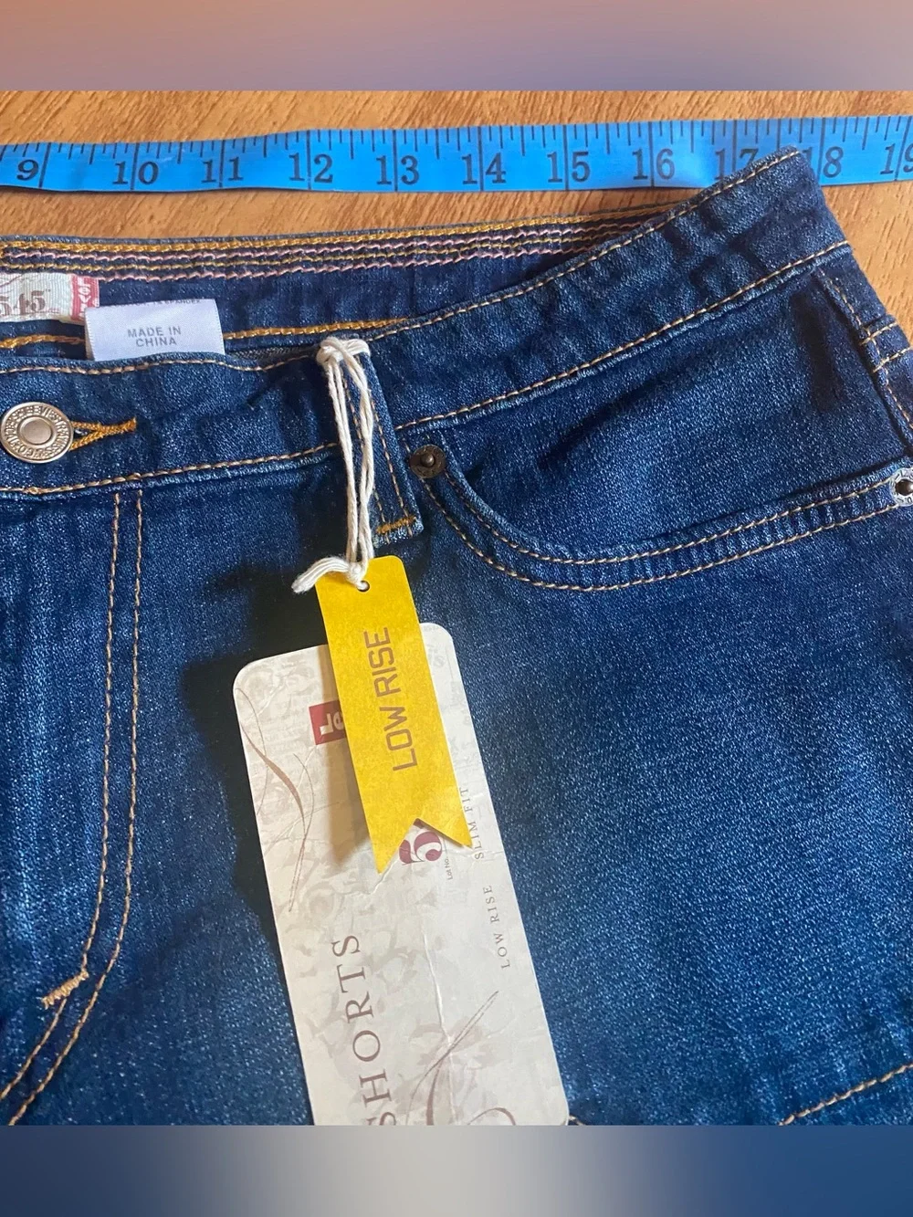 Levi’s 545 low rise shorts size 14 dark denim blue lily festival western boho